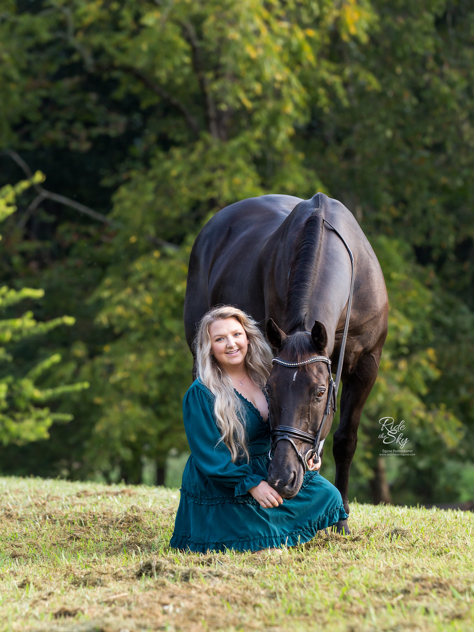Equestrian High School Senior Portraits with Her Horse in Ooltewah, Tennessee