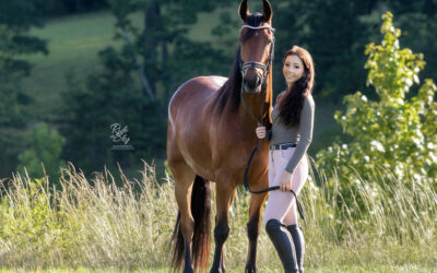 The Ultimate Guide to Equestrian Senior Pictures in Chattanooga, Tennessee