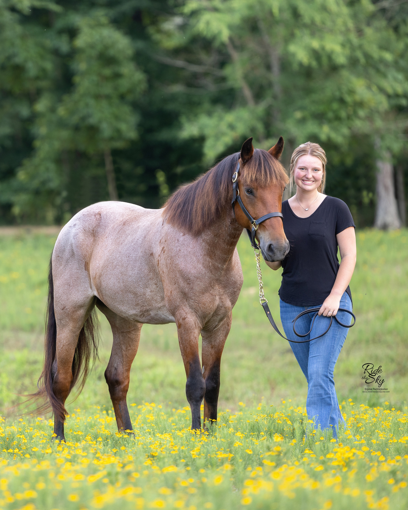 High School Senior Girl with her Lesson horse for her senior pictures in North Georgia