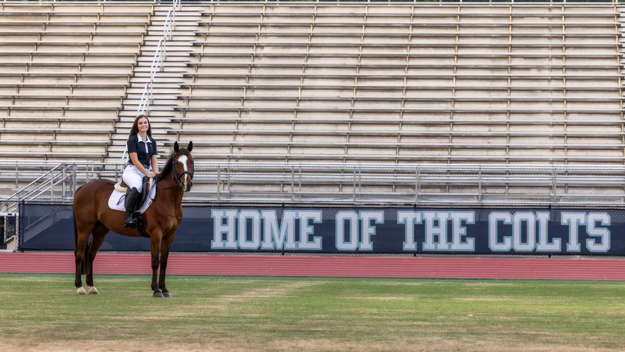 High school senior pics with horse in Dalton Georgia