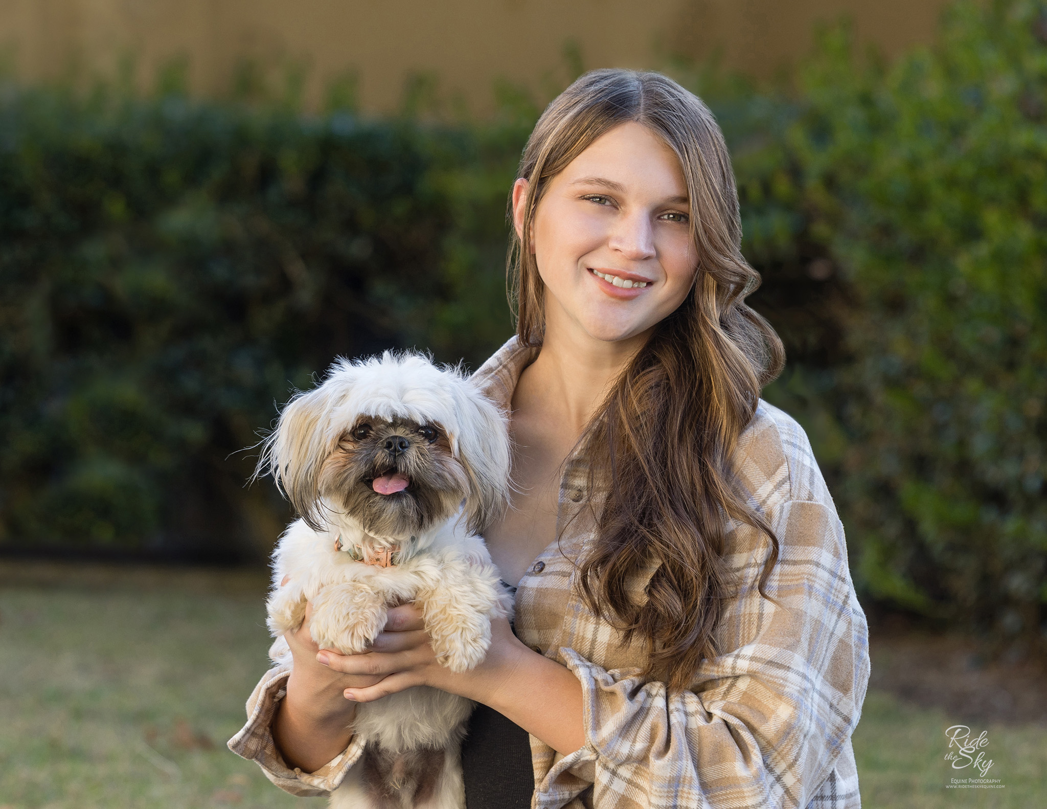 High School Senior Pictured with her pet. Photographed in Chattanooga, TN